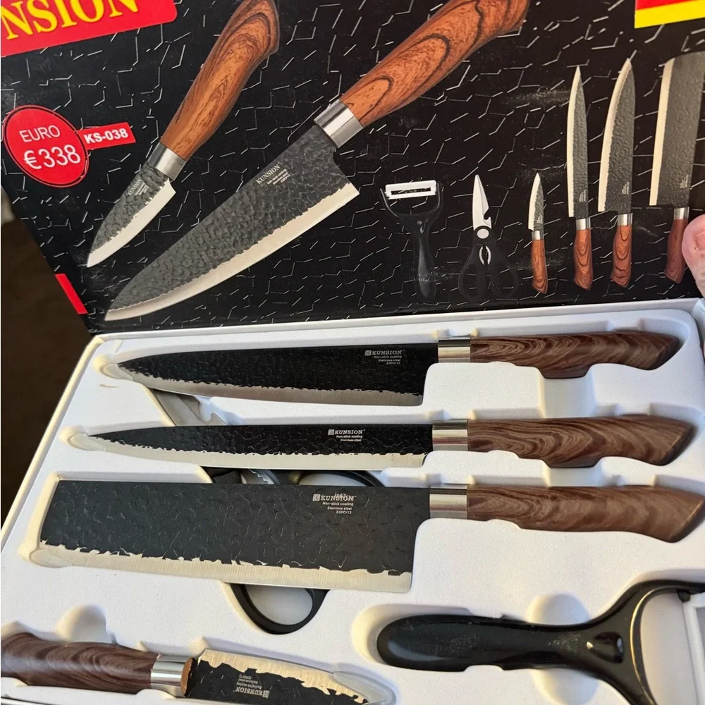 🎁🎁🎁🎄🎄🎄🎄Kunsion 6-Piece Knife Set with Wood Handles